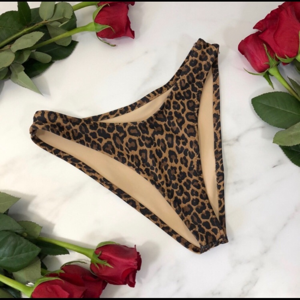 90’s style high leg cheeky bikini bottoms